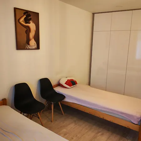 Sunny 1-room With A Balcony And Parking In The Center Апартаменты